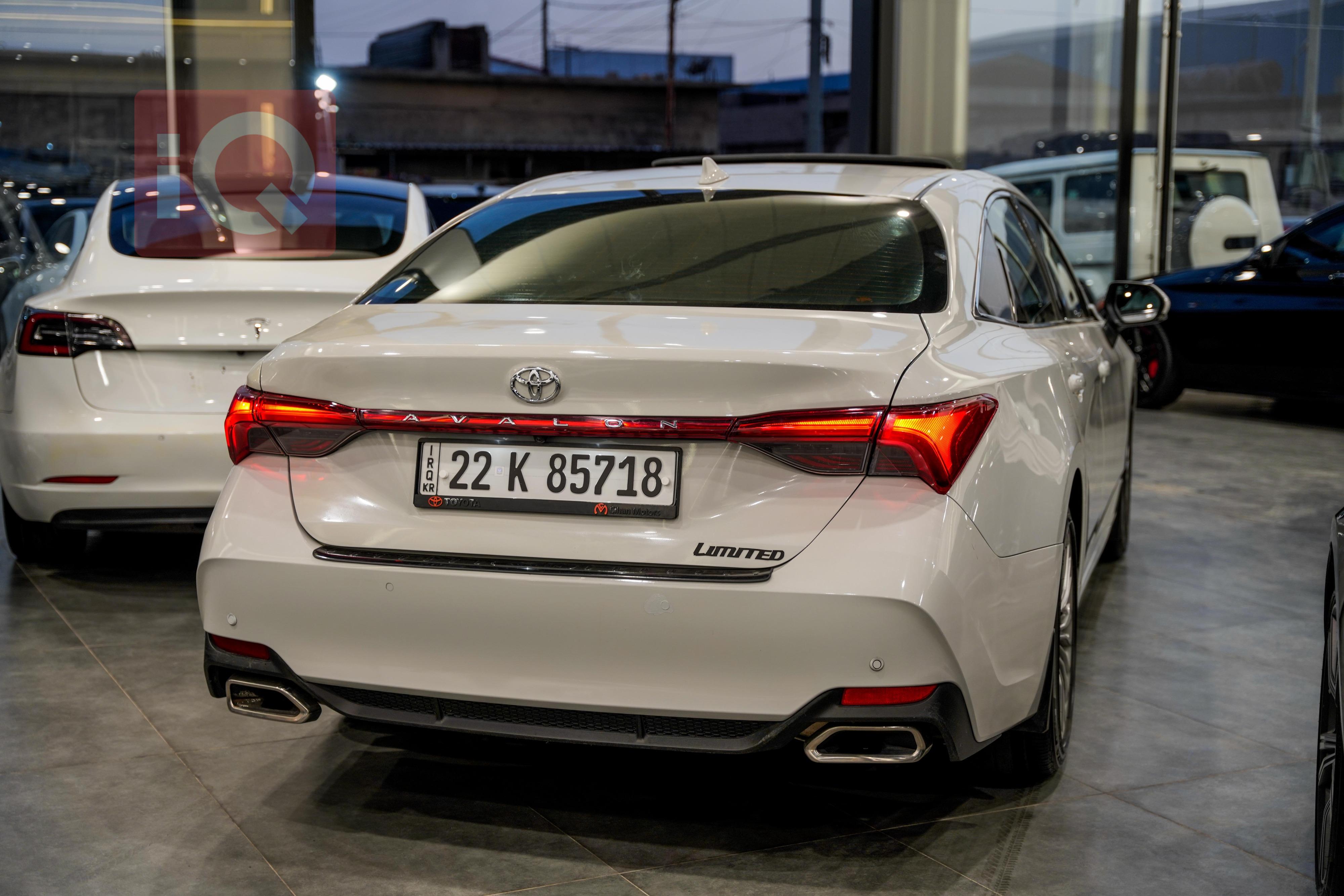 Toyota Avalon